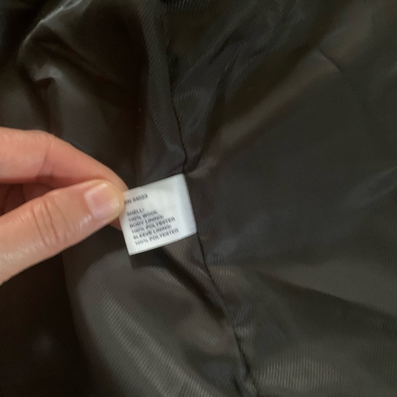 GAP Charcoal Herringbone Blazer - Picture 4 of 4